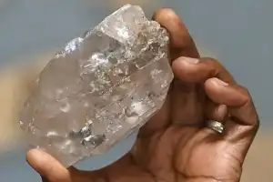 2ஆவது பெரிய வைரம் கனடா கண்டுபிடித்தது