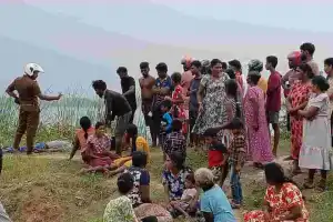 கிளிநொச்சியில் மதுபோதையில் குளத்தில் பாய்ந்த நபரை காப்பாற்றிய பின்பும் மீண்டும் குளத்தில் குதித்து சடலமாக...