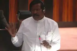 இந்திய இழுவைப் படகுகளின் அத்துமீறிய வருகை, சட்டவிரோத கடற்றொழில் செயற்பாடுகளை கட்டுப்படுத்துக.--எம்.பி ரவிகரன்...