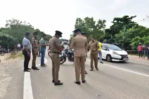 மன்னார் நீதிமன்றத்திற்கு முன்னால் இடம்பெற்ற துப்பாக்கிச் சூட்டு சம்பவத்தில் இருவர் உயிரிழந்தனர், இருவர்...