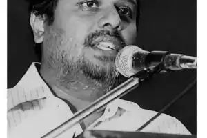 யாழ். பல்கலைக்கழகத்தில்  நடைபெற்ற பேரவைக் கூட்டத்தினைத் தொடர்ந்து கலைப் பீடாதிபதி பேராசிரியர் சி. ரகுராம்...