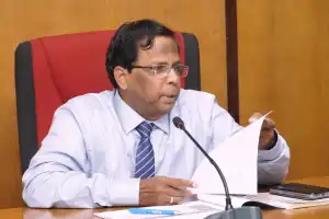 வடமாகாணத்தில் சுண்ணக்கல் அகழ்வு அனுமதியை நிறுத்துமாறு இலங்கைப் புவிச்சரிதவியல் திணைக்களத்துக்கு ஆளுநர்...