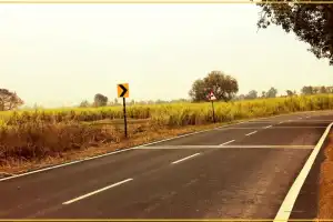 வடக்கு, கிழக்கு மாகாணங்களில் காணப்படும் கிராமிய வீதிகளைப் புனரமைப்பு செய்வதற்கு அமைச்சரவை அனுமதி