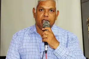 மூத்த ஊடகவியலாளர் பாரதி சுகவீனம் காரணமாக இன்றைய தினம் ஞாயிற்றுக்கிழமை காலமானார்.