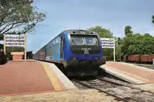 கொழும்பு கோட்டை மற்றும் காங்கேசன்துறைக்கு இடையிலான இரவுநேர ரயில் சேவை நேற்று முதல் மீண்டும் ஆரம்பம்