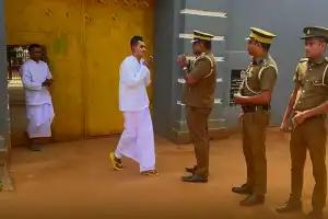 இலங்கையின் 77 ஆவது சுதந்திர தினத்தை முன்னிட்டு வவுனியா சிறைச்சாலையில் தடுத்து வைக்கப்பட்டிருந்த இருவர்...