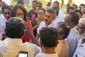 யாழில் பிரதமர் பங்கேற்ற கூட்டத்தில் விடுவிக்கப்படாத காணிகள் தொடர்பாக காணி உரிமையாளர்களி கேள்விக்கு பதில்...