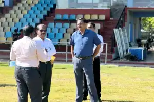 யாழிற்கு வருகை தந்த  விளையாட்டுத்துறை அமைச்சர் யாழ். துரையப்பா விளையாட்டு அரங்கைப் பார்வையிட்டார்