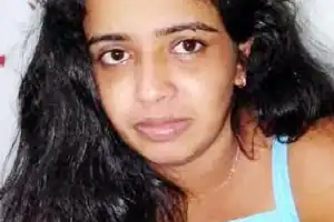 கனேமுல்ல சஞ்சீவ்வை சுடுவதற்கு நீதிமன்றத்துக்குள் சென்ற துப்பாக்கிதாரிக்கு உதவி செய்தார் எனக் கூறப்படும் பெண்ணின் படங்களை வெளியிட்டு கைது செய்ய மக்களின் உதவியை நாடிய பொலிஸார்